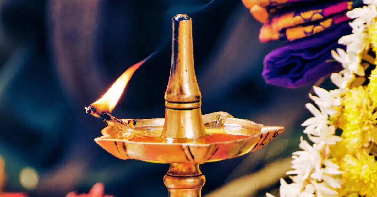 Brass Pooja Lamp - Kerala Metal Art